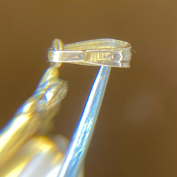 Antique Lavaliere Cameo Pendant Necklace Either shell/coral hand carved w/Pearl - Picture 17 of 17